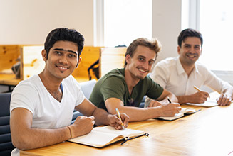 special etudiants 327x220 1